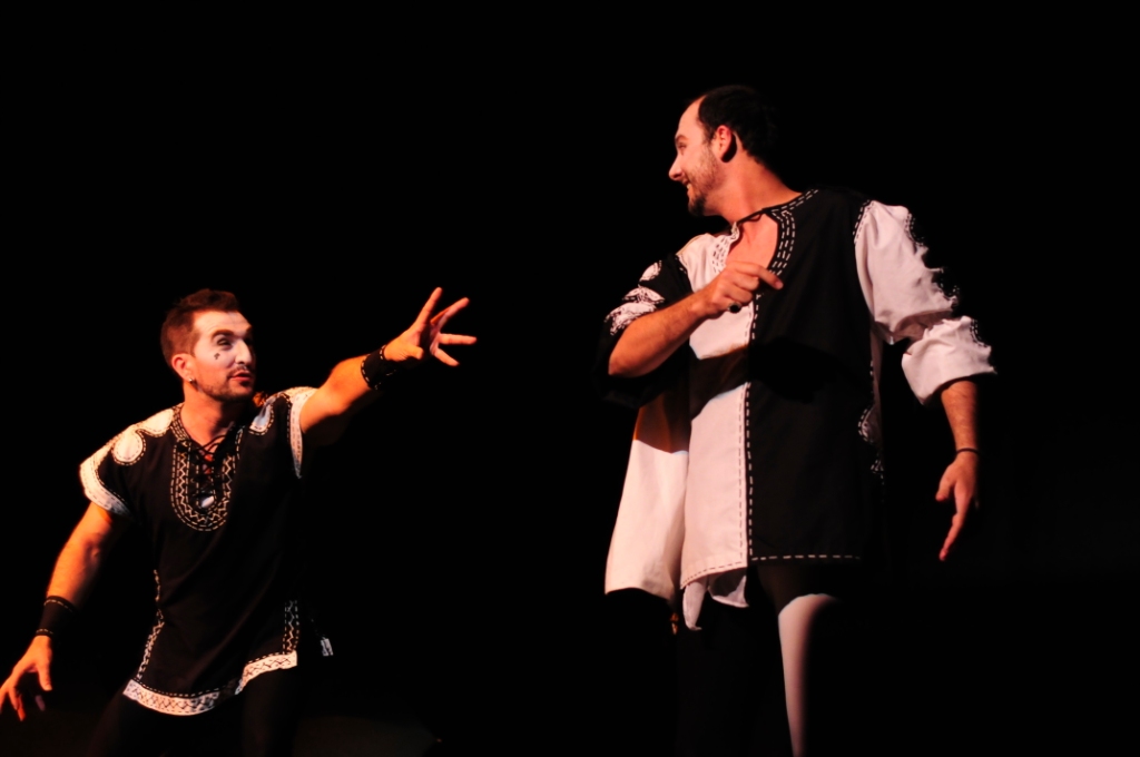 Registro histórico de peça de teatro catarinense
